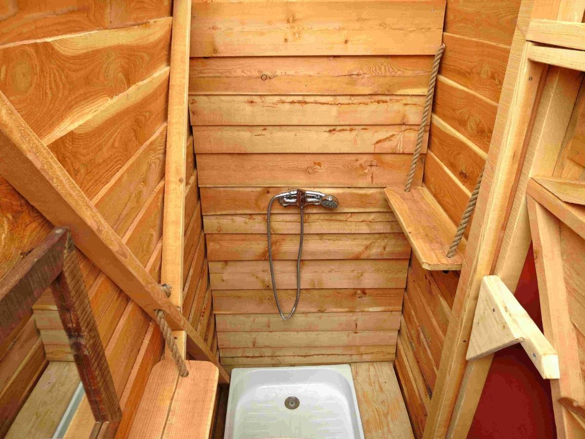 Habitat Createur - Hebergements Insolites Au Camping Municipal "Les Ecureuils" Recoubeau-Jansac Bagian luar foto