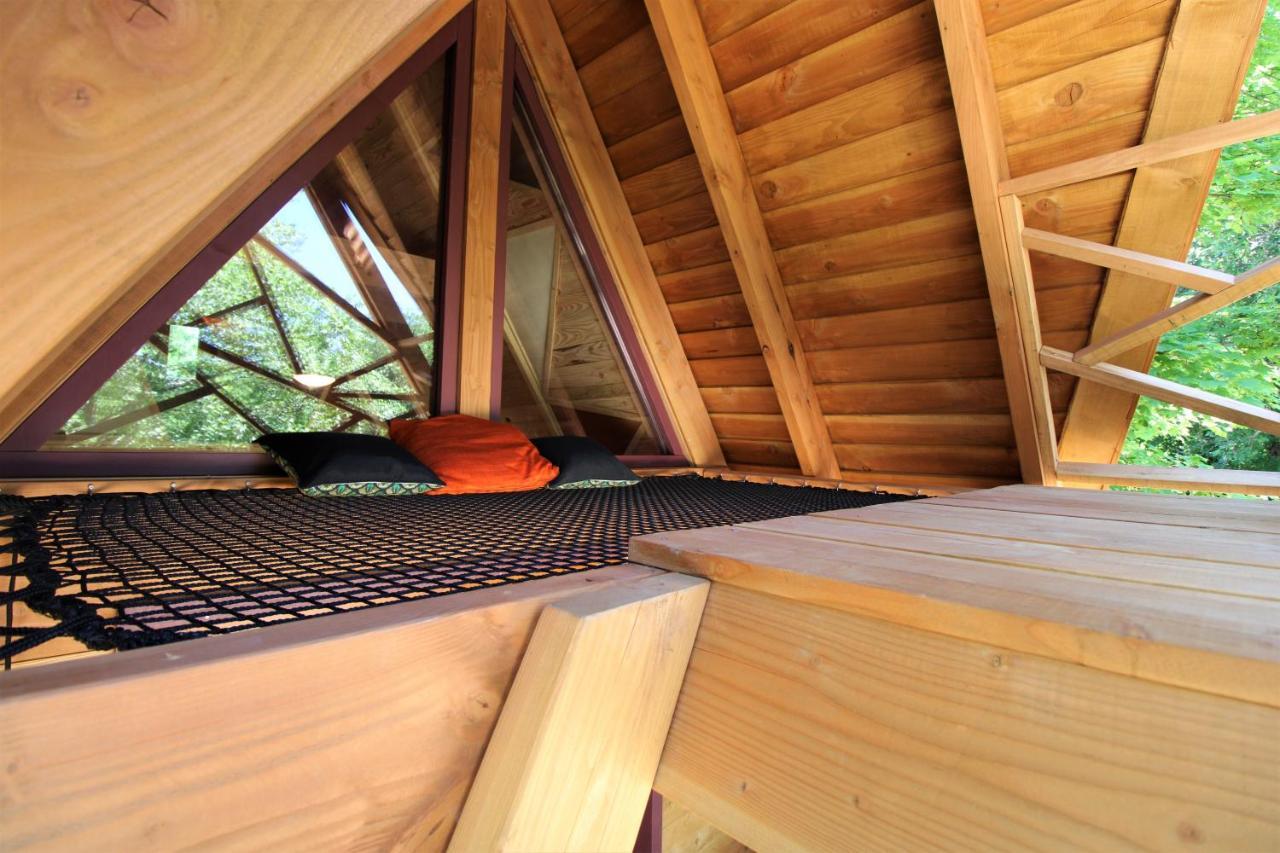 Habitat Createur - Hebergements Insolites Au Camping Municipal "Les Ecureuils" Recoubeau-Jansac Bagian luar foto
