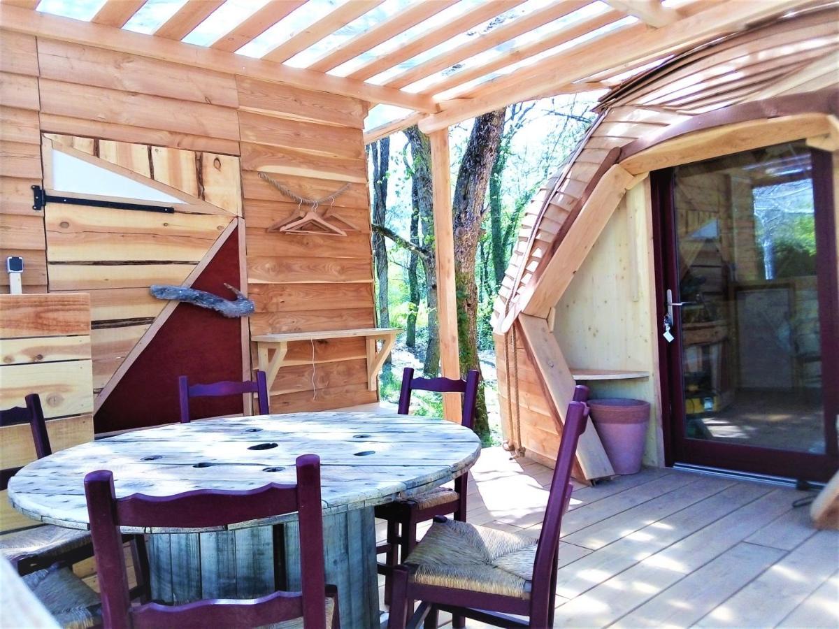 Habitat Createur - Hebergements Insolites Au Camping Municipal "Les Ecureuils" Recoubeau-Jansac Bagian luar foto