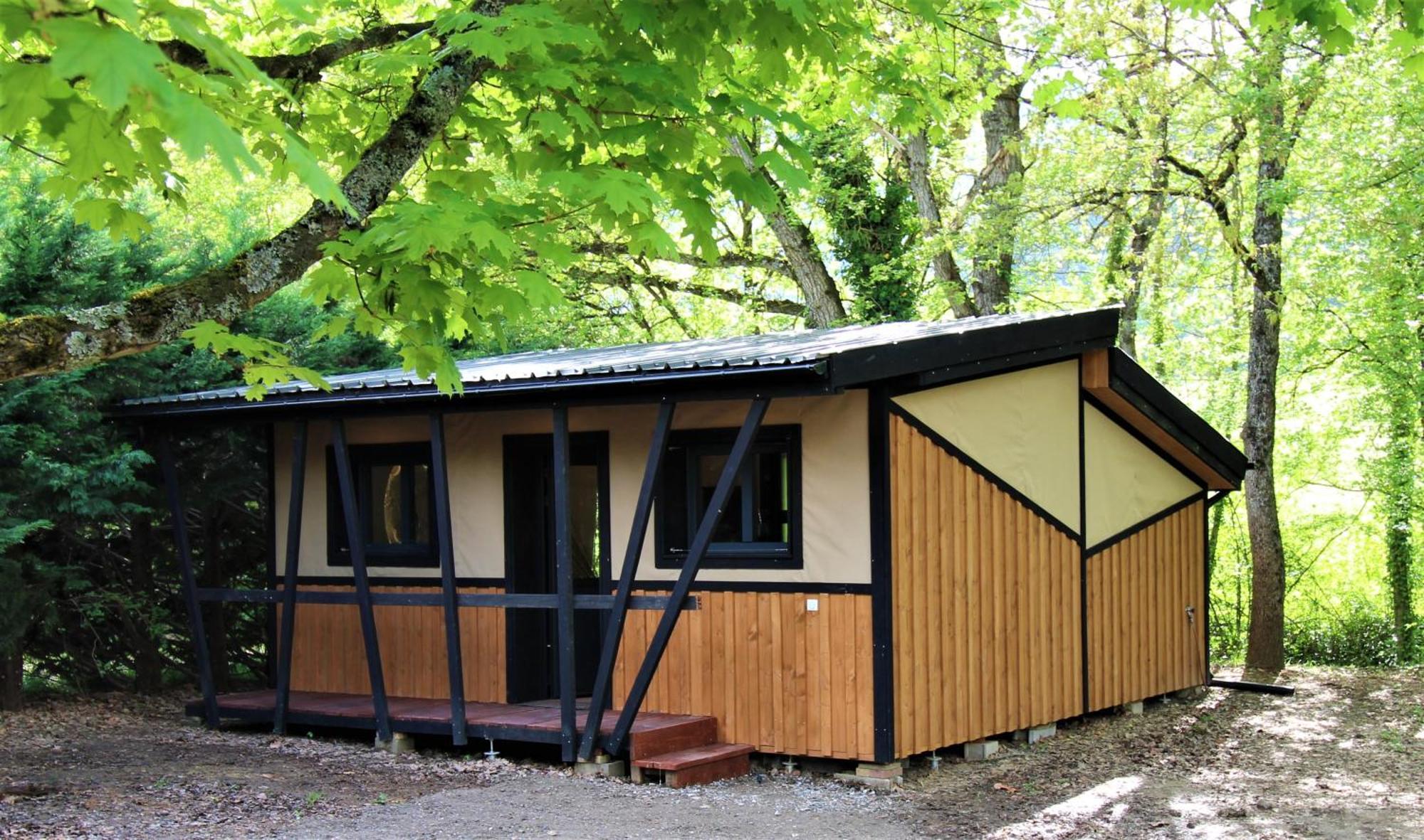 Habitat Createur - Hebergements Insolites Au Camping Municipal "Les Ecureuils" Recoubeau-Jansac Bagian luar foto